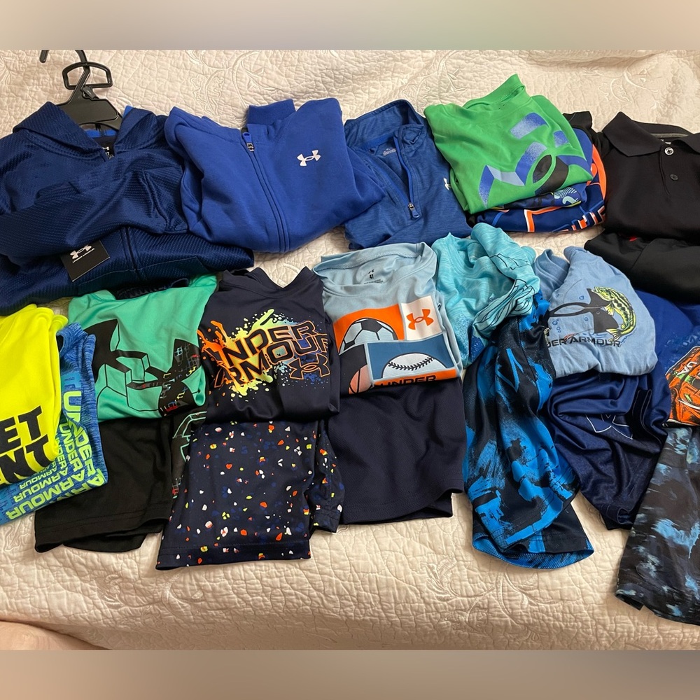 UA Lot! 24 pieces of sz 4T-4